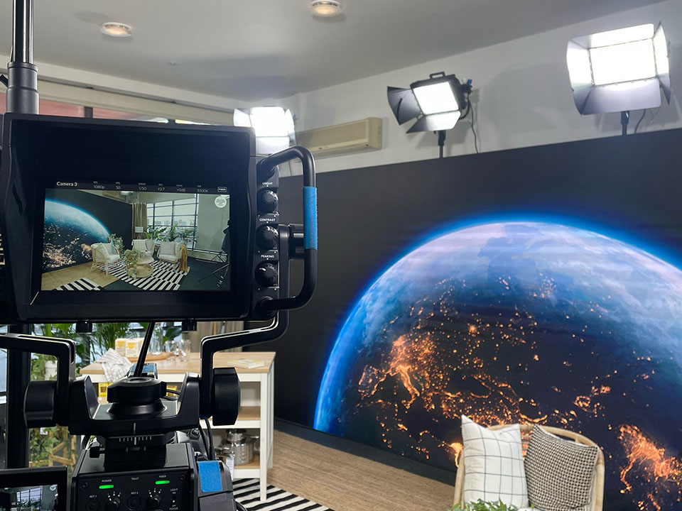 Filmstudio med en tv-kamera i fokus